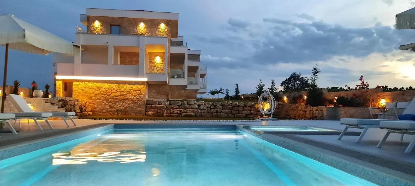 Hotell Anna Mare Luxury Apartments Afytos